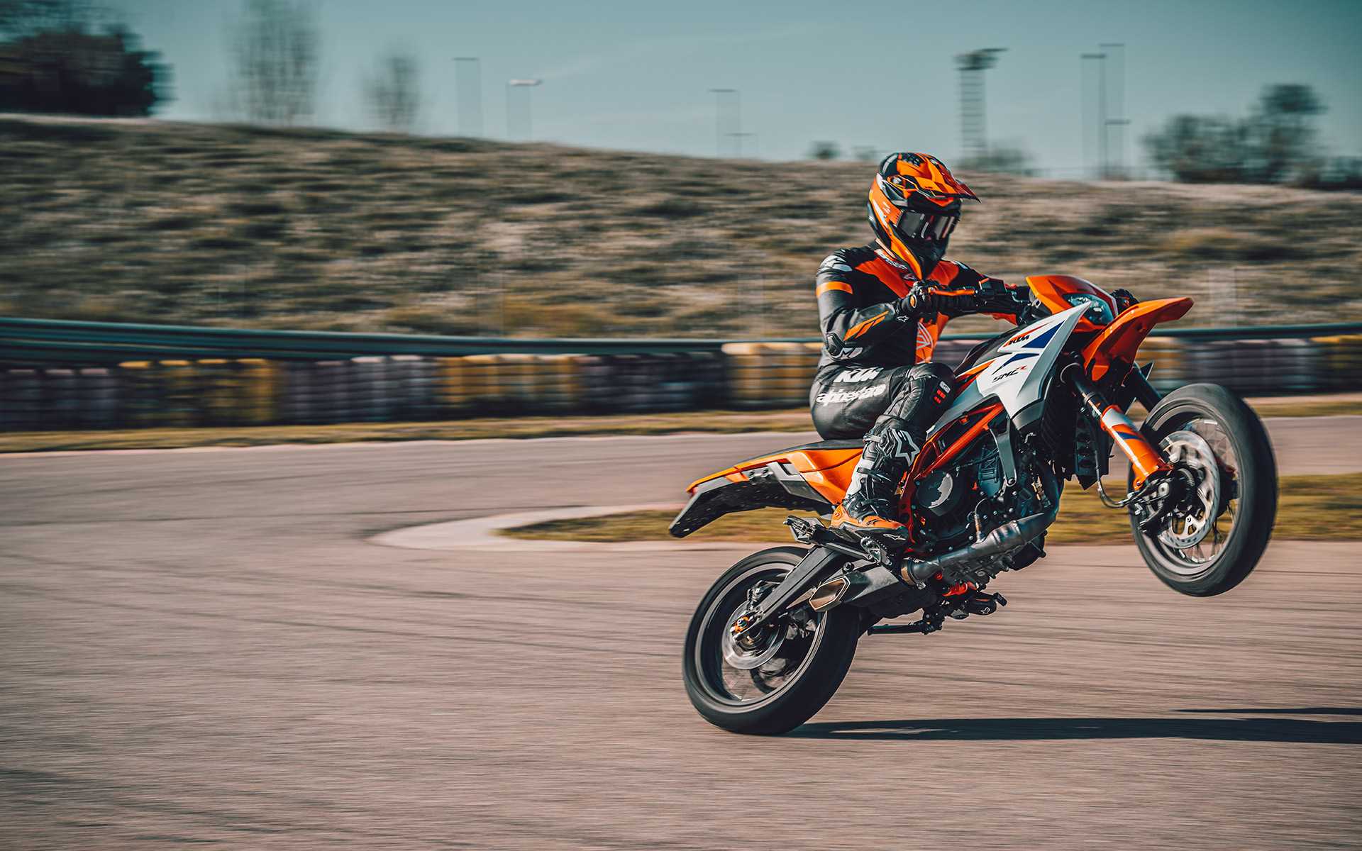 KTM 390 SMC R 2025