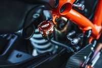 KOREK ZBIORNICZKA PŁYNU HAMULCOWEGO/SPRZĘGŁA