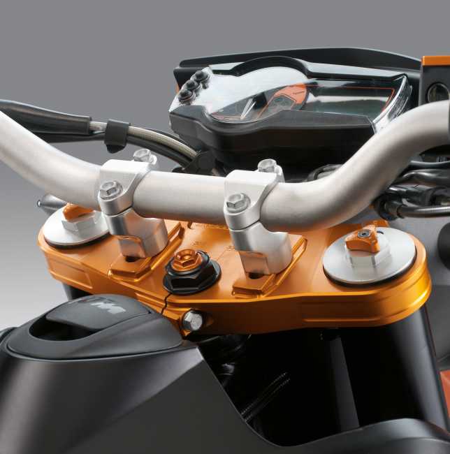 * TRIPLE CLAMP CPL. SM