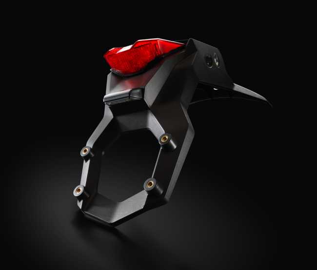 MOCOWANIE TABLICY REJESTRACYJNEJ