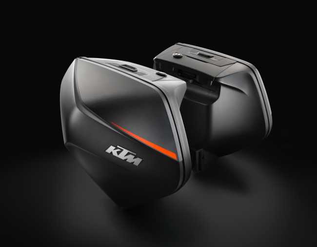 ZESTAW KUFRÓW BOCZNYCH