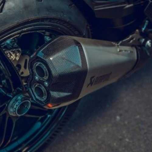 WYDECH AKRAPOVIC "SLIP ON LINE" ( KTM 1390 SUPER DUKE R )