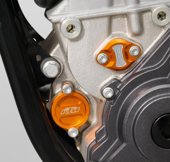 % SXS FACTORY OIL FILTER COVER