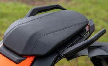 ZESTAW UCHWYTÓW DLA PASAŻERA