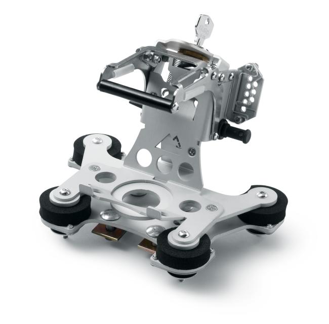 * GPS- BRACKET Street Pilot